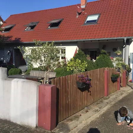 Ferien- Und Monteurswohnung Heilbrunnen Woerth am Rhein Buitenkant foto
