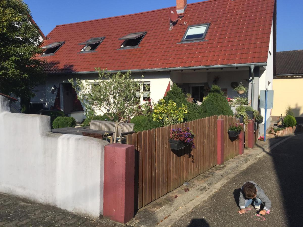 Apartment Ferien- Und Monteurswohnung Heilbrunnen Woerth am Rhein